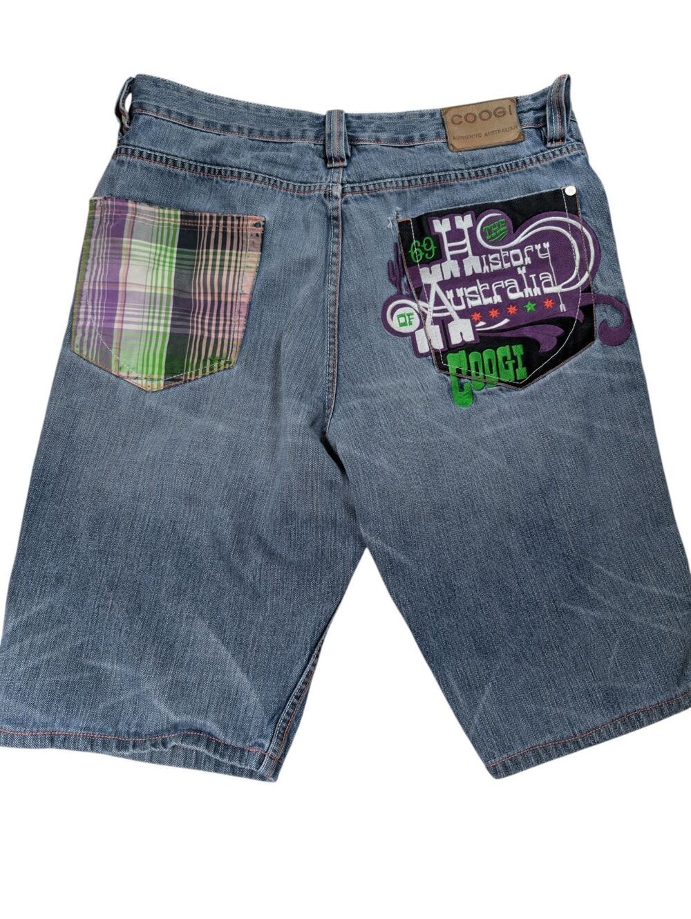 Vintage Y2K Coogi History of Australia Shorts Mens 36 Embroidered 90s Grunge